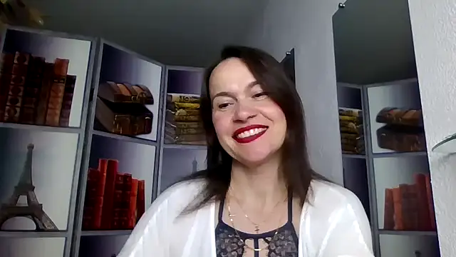 Selena Moo online show from April 13, 2026, 9:02 am