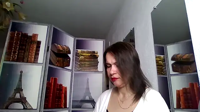 Selena Moo online show from April 11, 2026, 8:29 am