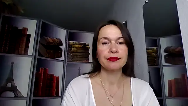 Selena Moo online show from April 12, 2026, 6:49 am