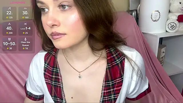 AvroraDisney online show from April 9, 2026, 5:08 pm