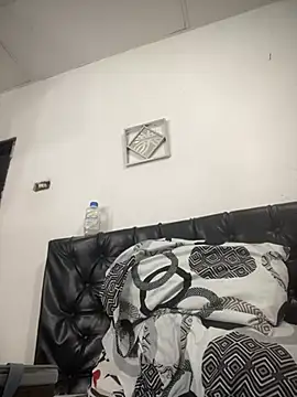 Blowjob-Queen  online show from April 10, 2026, 3:02 am