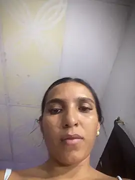 Snapshot of Blowjob-Queen_ chatting on April 16, 2026, 10:56 pm Blowjob-Queen online show from April 16, 2026, 10:56 pm
