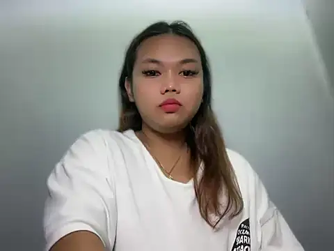 Snapshot of Gel_Huge_Butt chatting on April 13, 2026, 10:47 pm Gel Huge Butt online show from April 13, 2026, 10:47 pm