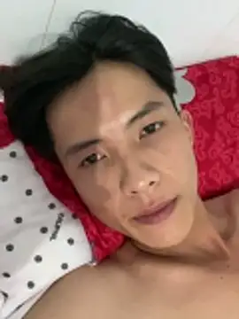 Snapshot of Nguyencuong1999 chatting on April 2, 2026, 10:22 am Nguyencuong1999 online show from April 2, 2026, 10:22 am