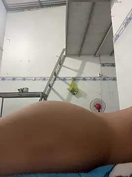 Snapshot of Nguyencuong1999 chatting on April 5, 2026, 8:26 pm Nguyencuong1999 online show from April 5, 2026, 8:26 pm