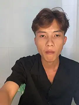 Snapshot of Nguyencuong1999 chatting on May 23, 2026, 5:17 am Nguyencuong1999 online show from May 23, 2026, 5:17 am