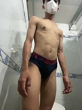 Snapshot of Nguyencuong1999 chatting on April 4, 2026, 5:41 pm Nguyencuong1999 online show from April 4, 2026, 5:41 pm