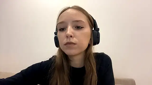 TanjaBrounson online show from March 26, 2026, 1:09 pm