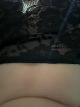 1Amelia8 online show from April 5, 2026, 6:03 pm