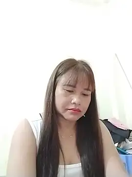 Snapshot of Moubie1 chatting on May 10, 2026, 4:38 am Moubie1 online show from May 10, 2026, 4:38 am