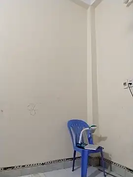 Snapshot of Moubie1 chatting on April 14, 2026, 1:43 am Moubie1 online show from April 14, 2026, 1:43 am