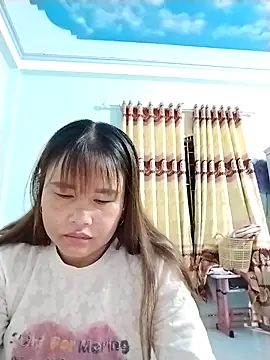Snapshot of Moubie1 chatting on May 2, 2026, 3:06 pm Moubie1 online show from May 2, 2026, 3:06 pm