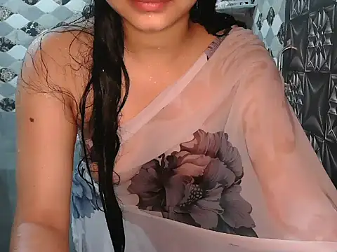 Snapshot of urvashi_rai chatting on May 3, 2026, 5:23 am urvashi rai online show from May 3, 2026, 5:23 am