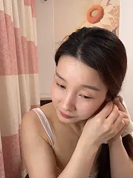 Snapshot of Tingting-rd chatting on May 31, 2026, 10:43 am Tingting-rd online show from May 31, 2026, 10:43 am
