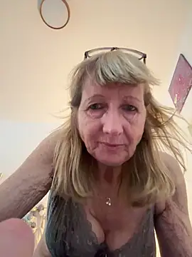 MatureKim online show from March 30, 2026, 1:56 pm