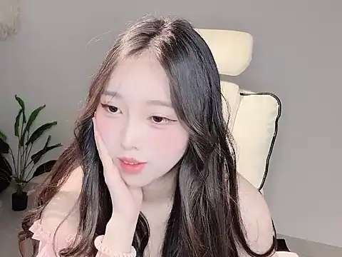 Yukiy8877 online show from March 24, 2026, 9:53 am