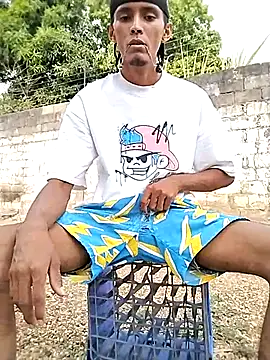 Snapshot of spittermasterpig1 chatting on March 31, 2026, 8:11 pm spittermasterpig1 online show from March 31, 2026, 8:11 pm