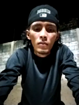 Snapshot of spittermasterpig1 chatting on April 6, 2026, 4:46 am spittermasterpig1 online show from April 6, 2026, 4:46 am