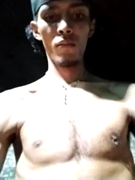 Snapshot of spittermasterpig1 chatting on April 11, 2026, 3:25 am spittermasterpig1 online show from April 11, 2026, 3:25 am