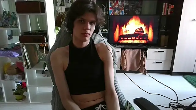 Snapshot of Lucius_Mo chatting on April 3, 2026, 1:50 pm Lucius Mo online show from April 3, 2026, 1:50 pm