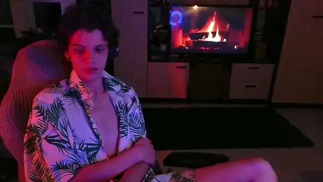 Snapshot of Lucius_Mo chatting on April 9, 2026, 12:56 am Lucius Mo online show from April 9, 2026, 12:56 am