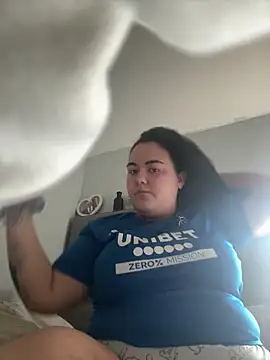 Khloeross online show from June 10, 2026, 2:07 pm