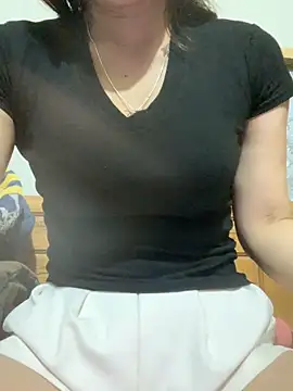 Zinii99 online show from April 2, 2026, 1:02 am