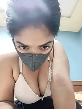 sanayabose7 online show from March 23, 2026, 3:56 pm