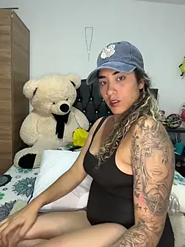 Snapshot of Melina-54 chatting on March 23, 2026, 11:15 pm Melina-54 online show from March 23, 2026, 11:15 pm