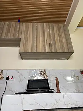 Primugari  online show from April 4, 2026, 4:57 pm