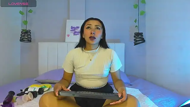 Khalessy j online show from March 31, 2026, 9:17 pm