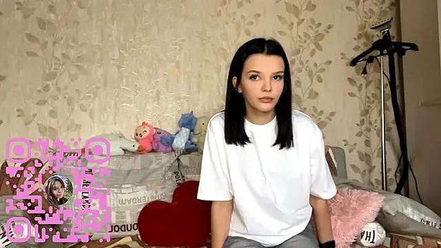 Snapshot of VeliaHypolite chatting on March 26, 2026, 8:12 am VeliaHypolite online show from March 26, 2026, 8:12 am