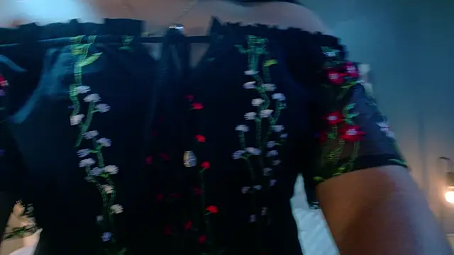 AhslyEvans   online show from March 27, 2026, 11:55 am