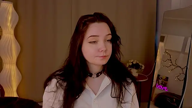 Snapshot of KaraNeagle chatting on April 9, 2026, 6:19 am KaraNeagle online show from April 9, 2026, 6:19 am