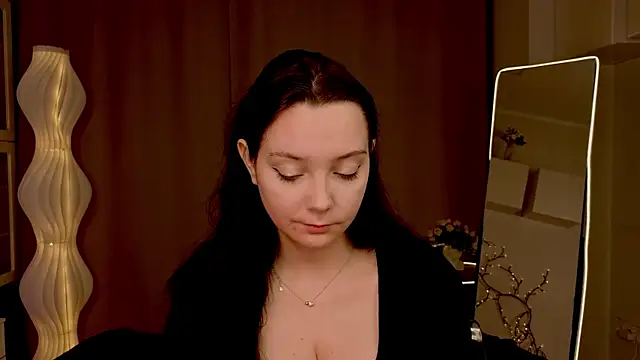 Snapshot of KaraNeagle chatting on April 7, 2026, 6:15 am KaraNeagle online show from April 7, 2026, 6:15 am