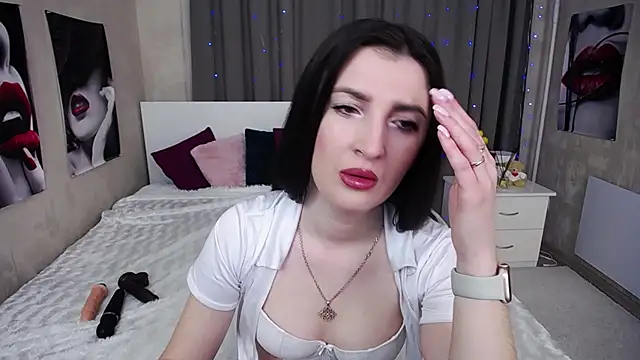 EvelinCuper  online show from March 25, 2026, 6:24 am