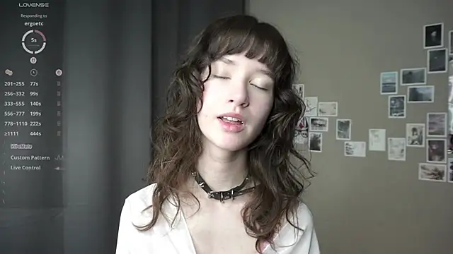 DellaLeck online show from April 13, 2026, 8:24 pm