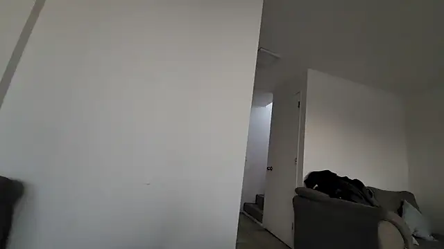 Odalysweet online show from April 13, 2026, 10:25 pm