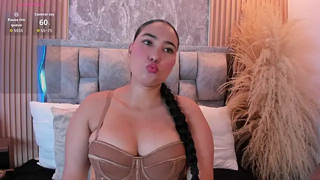 Sulay Kim online show from July 12, 2026, 5:03 pm