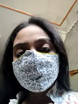 ALIZA FENDY online show from April 13, 2026, 11:58 am