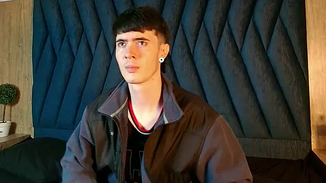 Snapshot of lio____ chatting on April 9, 2026, 3:19 am lio online show from April 9, 2026, 3:19 am