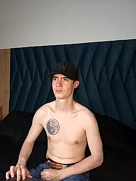 Snapshot of lio____ chatting on March 30, 2026, 3:19 am lio online show from March 30, 2026, 3:19 am