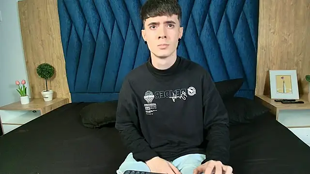 Snapshot of lio____ chatting on April 5, 2026, 3:02 am lio online show from April 5, 2026, 3:02 am