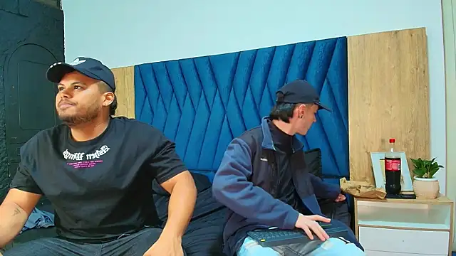 Snapshot of lio____ chatting on April 8, 2026, 7:43 am lio online show from April 8, 2026, 7:43 am