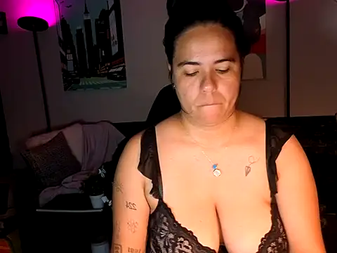 HannaJonns online show from April 18, 2026, 7:11 am