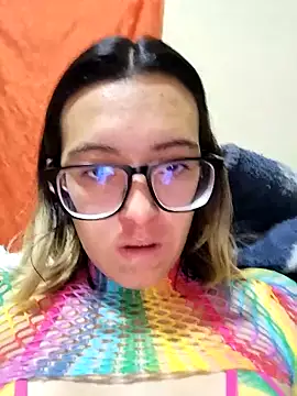 Greta silber26 online show from April 13, 2026, 5:06 pm