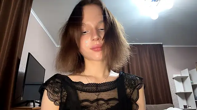 Snapshot of asunanue chatting on April 3, 2026, 11:22 pm asunanue online show from April 3, 2026, 11:22 pm