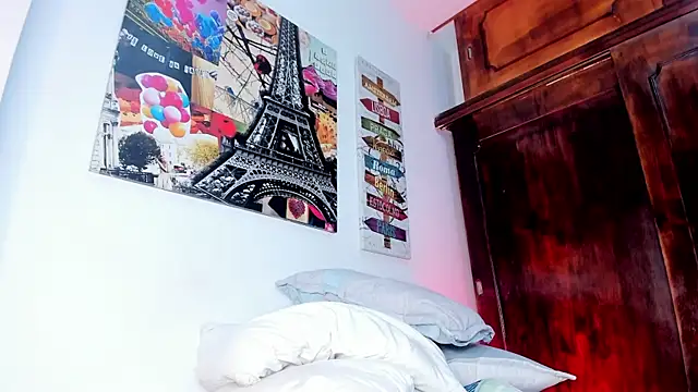 AbrilW1 online show from April 9, 2026, 6:19 am