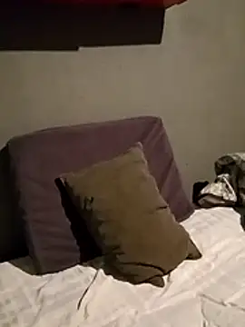 Snapshot of fransixxx chatting on April 15, 2026, 10:21 pm fransixxx online show from April 15, 2026, 10:21 pm