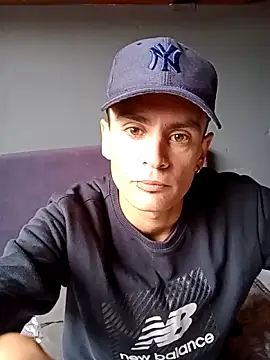 Snapshot of fransixxx chatting on April 7, 2026, 3:03 pm fransixxx online show from April 7, 2026, 3:03 pm